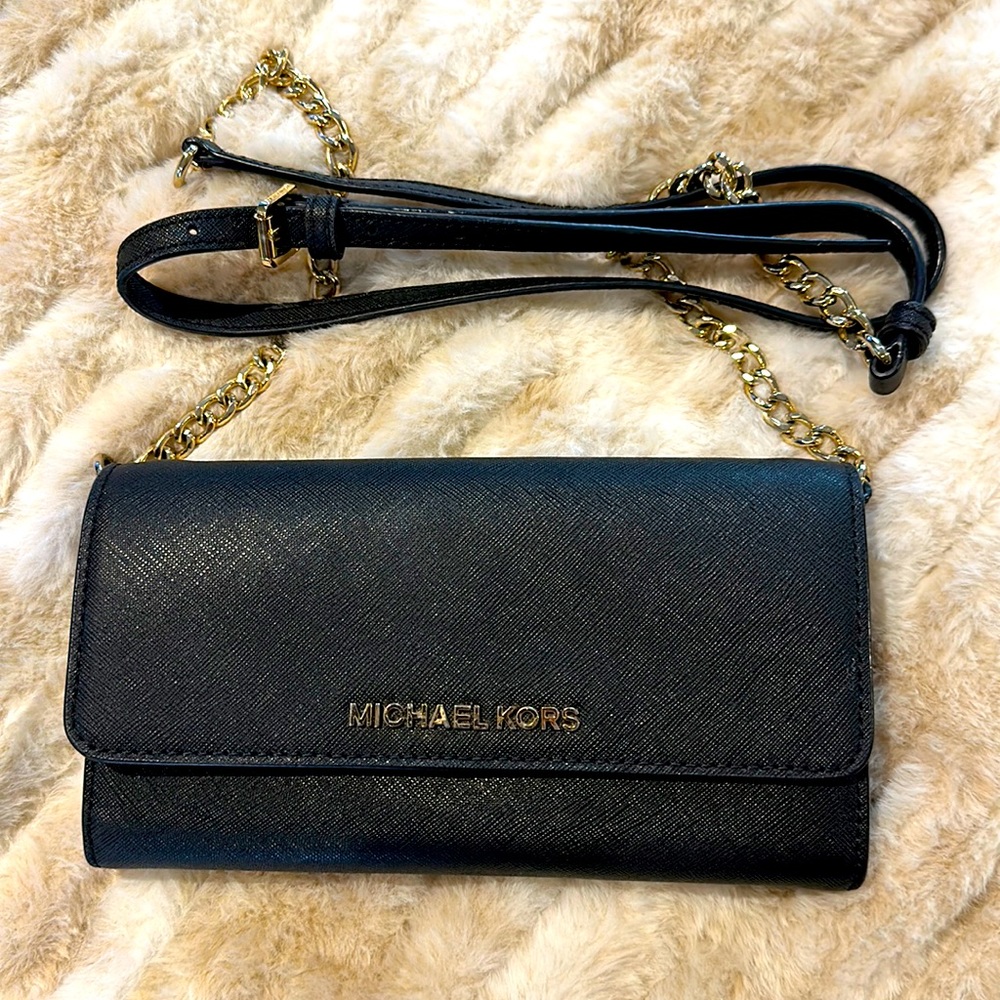Michael Kors long wallet/ crossbody